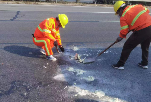 贵定公路下沉注浆加固